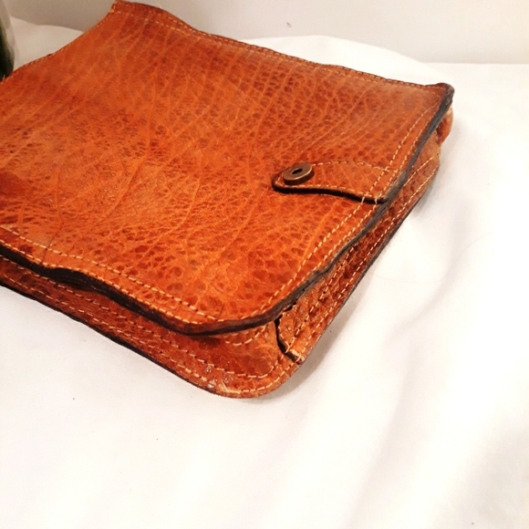 Patricia Nash Italian Leather Crossbody - Picture 5 of 15